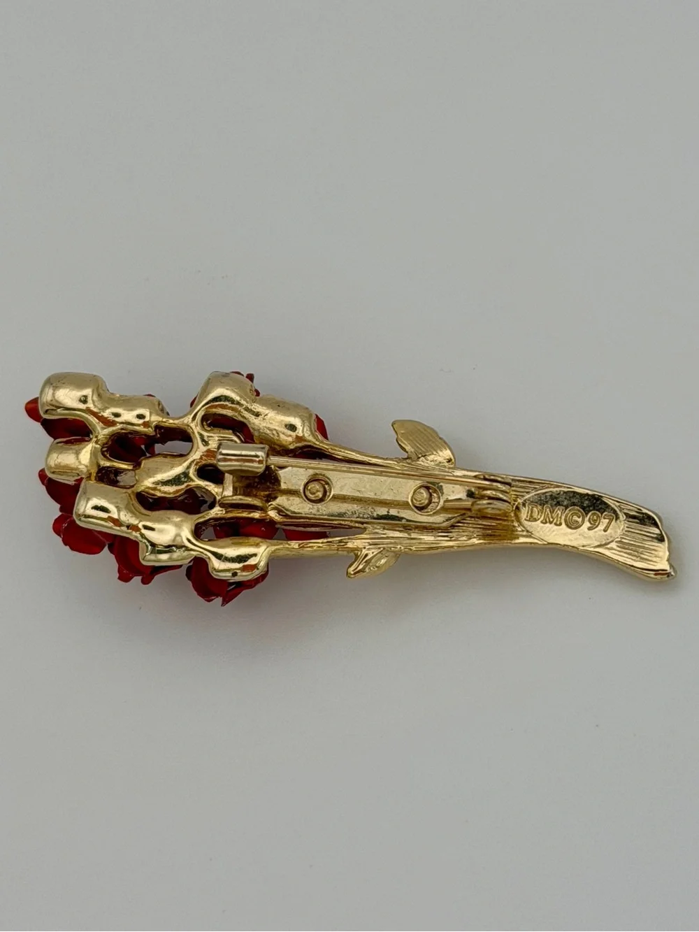 Vintage Gold-Tone Rose Bouquet Brooch Pin with Red Enamel Flowers Signed DM 97